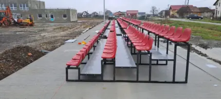Tribuna s sedeži
